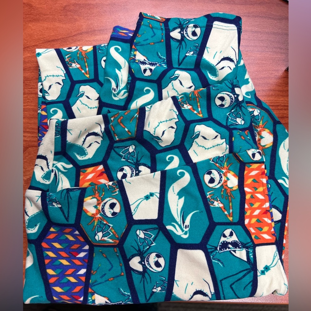 LuLaRoe leggings - Tall & Curvy - Limited Edition Nightmare Before Christmas